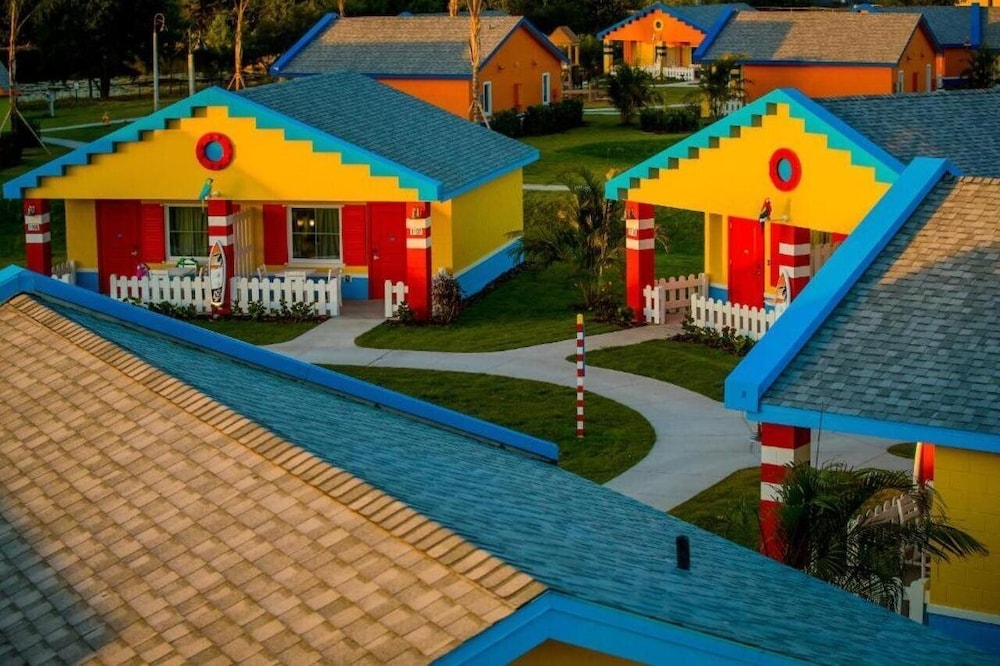 LEGOLAND BEACH RETREAT 11/22