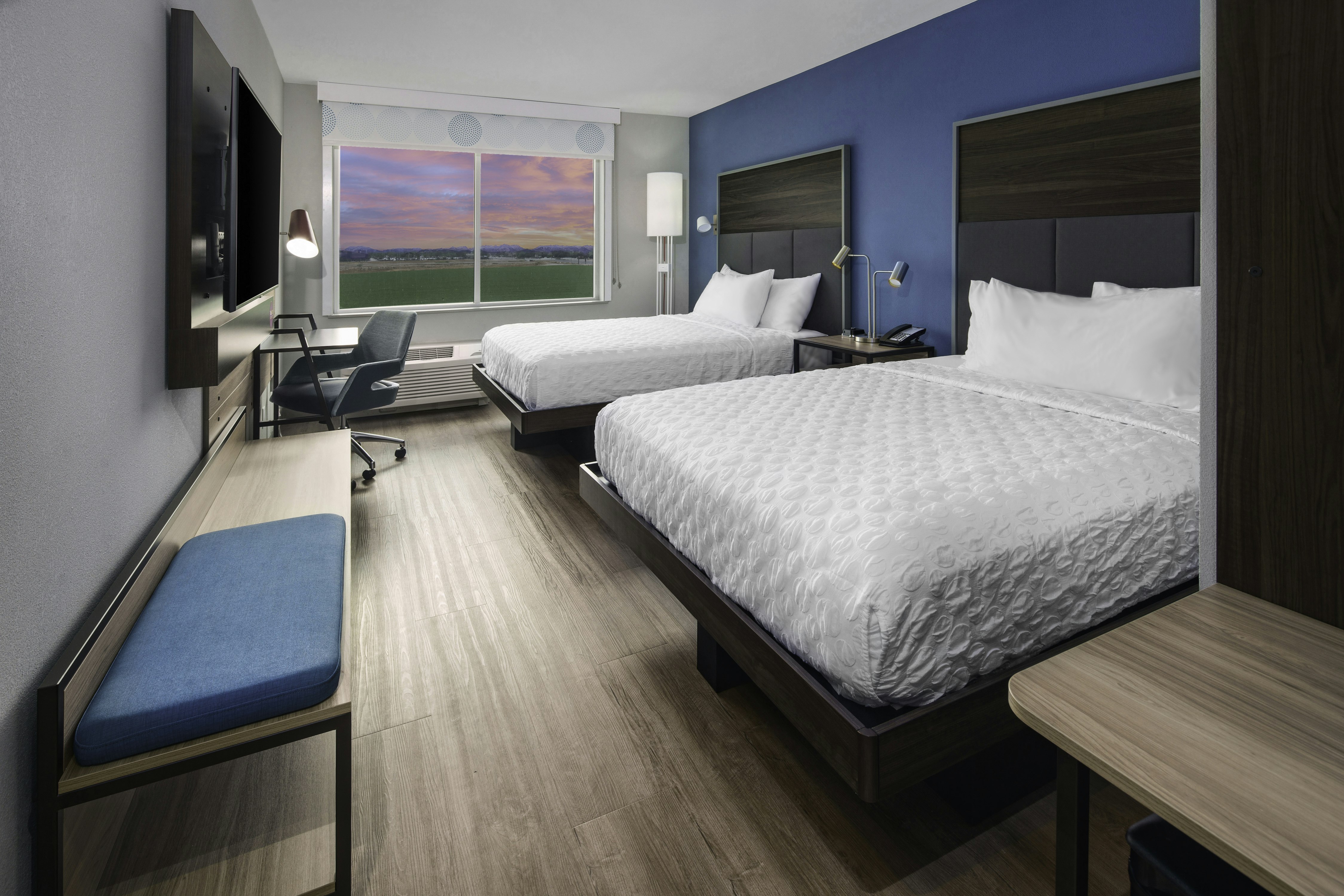 room, 2 queen beds