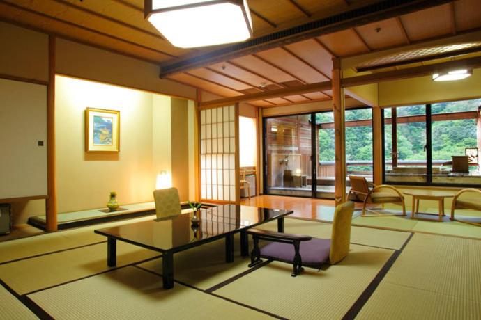 RYOKAN ENRAKU 37/49