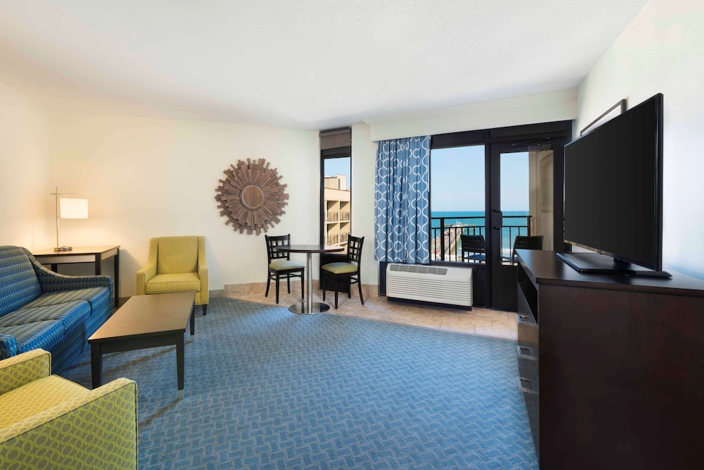 DoubleTree Resort by Hilton Myrtle Beach Oceanfront 57/97