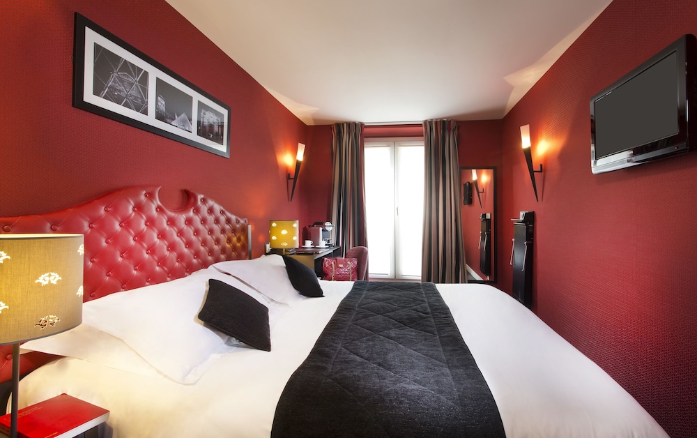 DELUXE, DOUBLE BED