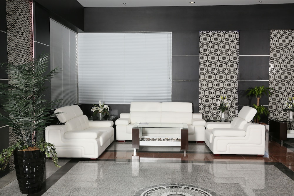 ROYAL PHOENICIA HOTEL 16/50