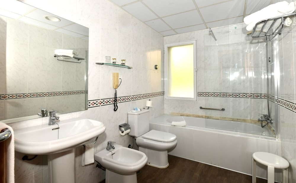 Hotel Salobrena Suites 29/34