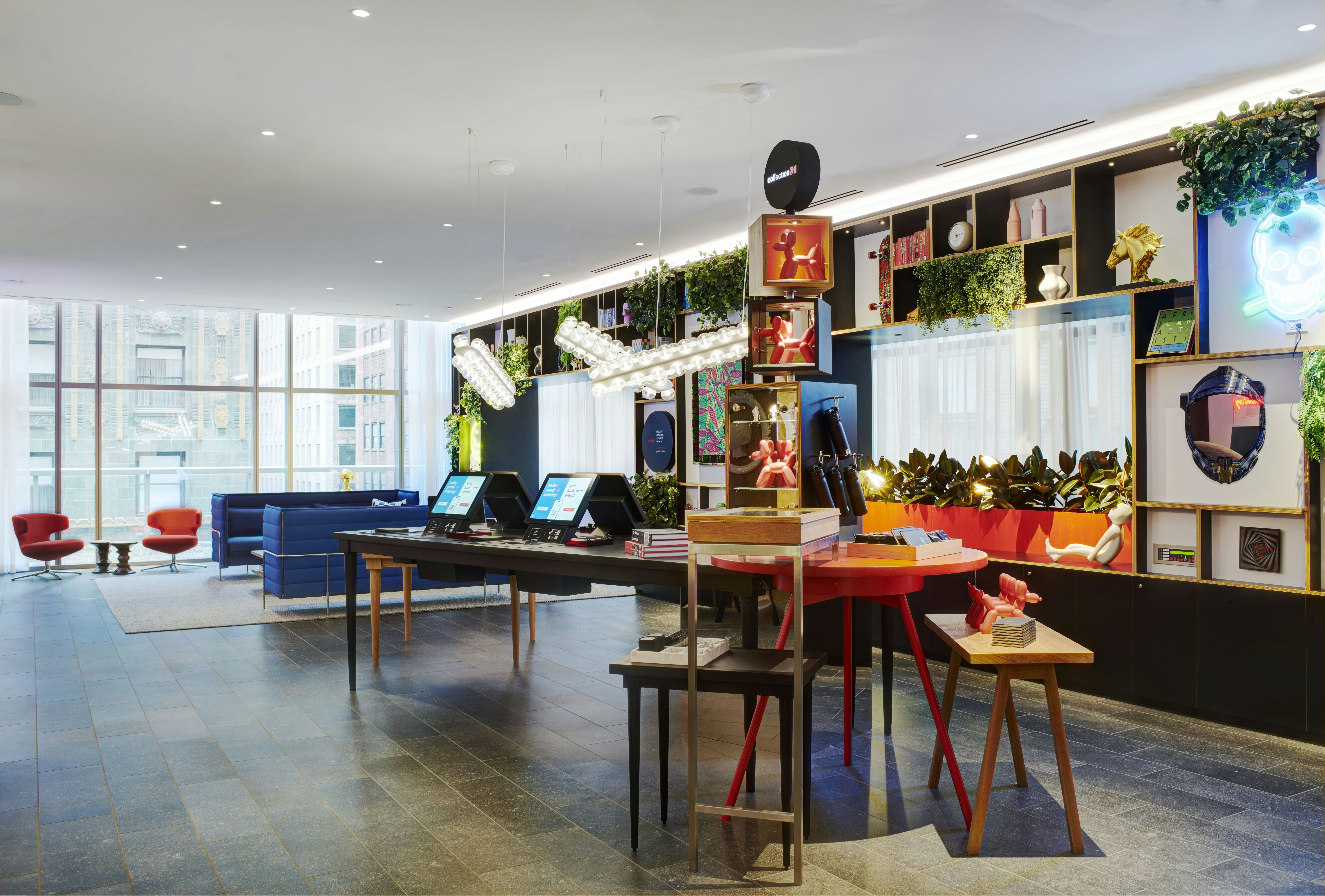 citizenM Chicago Downtown hotel 16/30