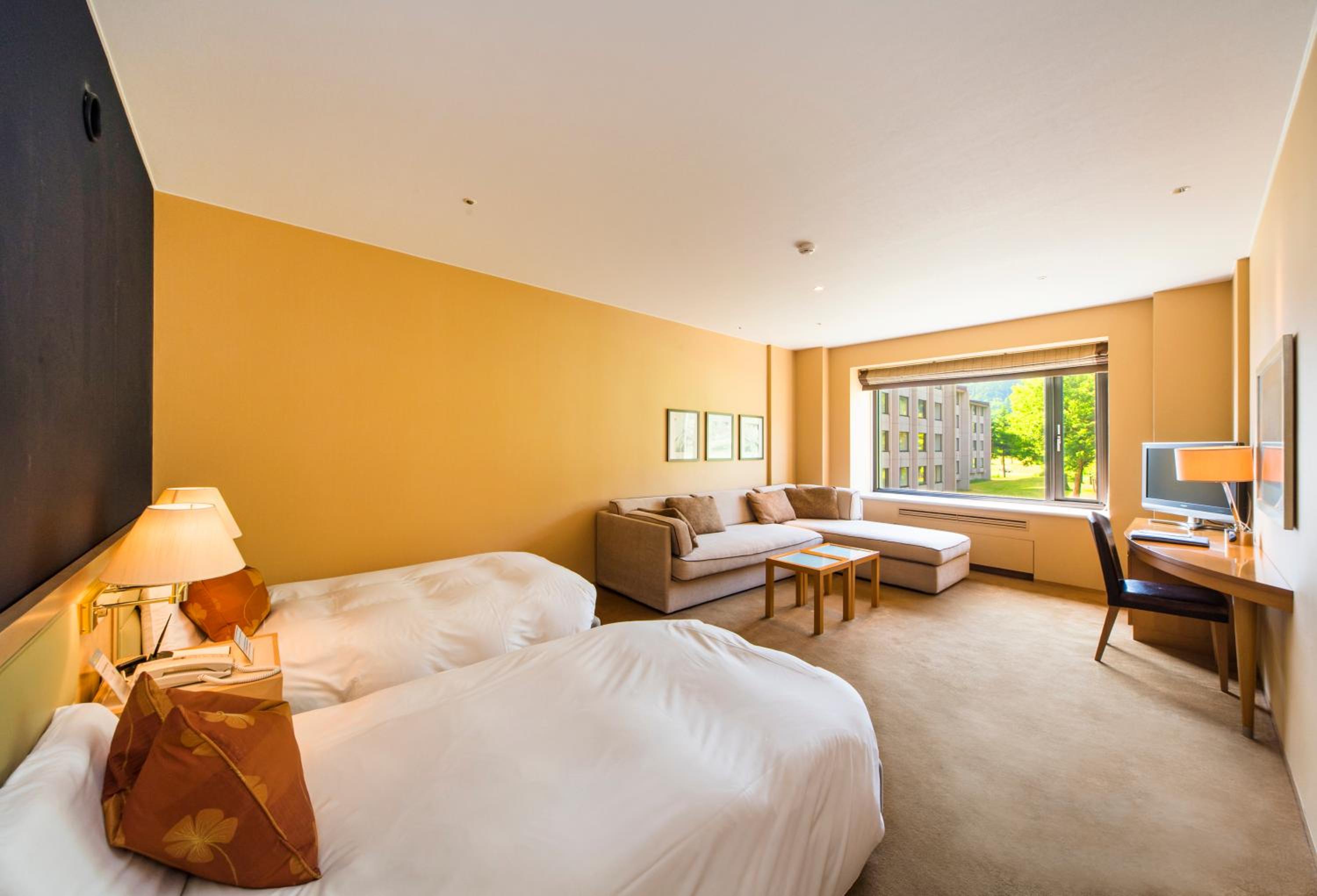 Comfort, Twin Beds