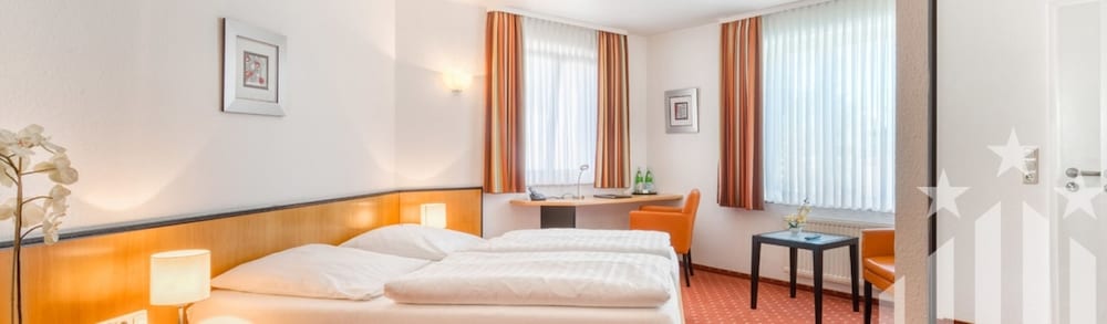 Hotel Am Braunen Hirsch 10/27