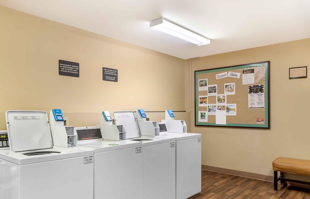 Extended Stay America - Boise - Airport 6/50