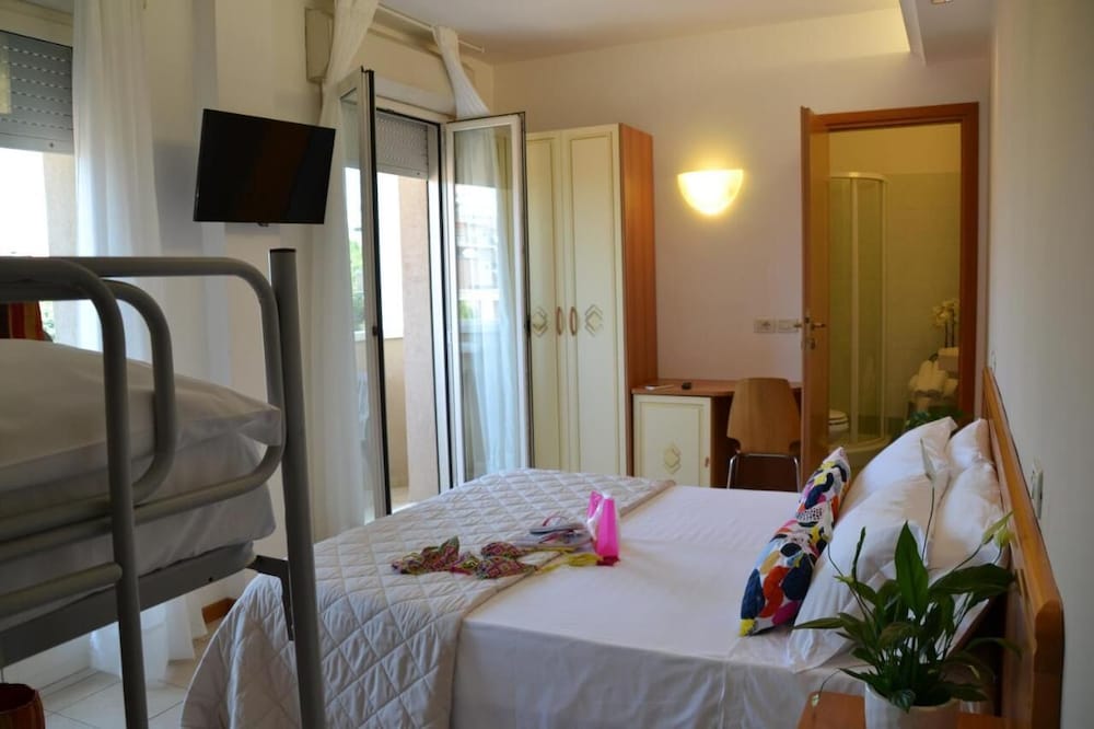 Apogeo 8/23