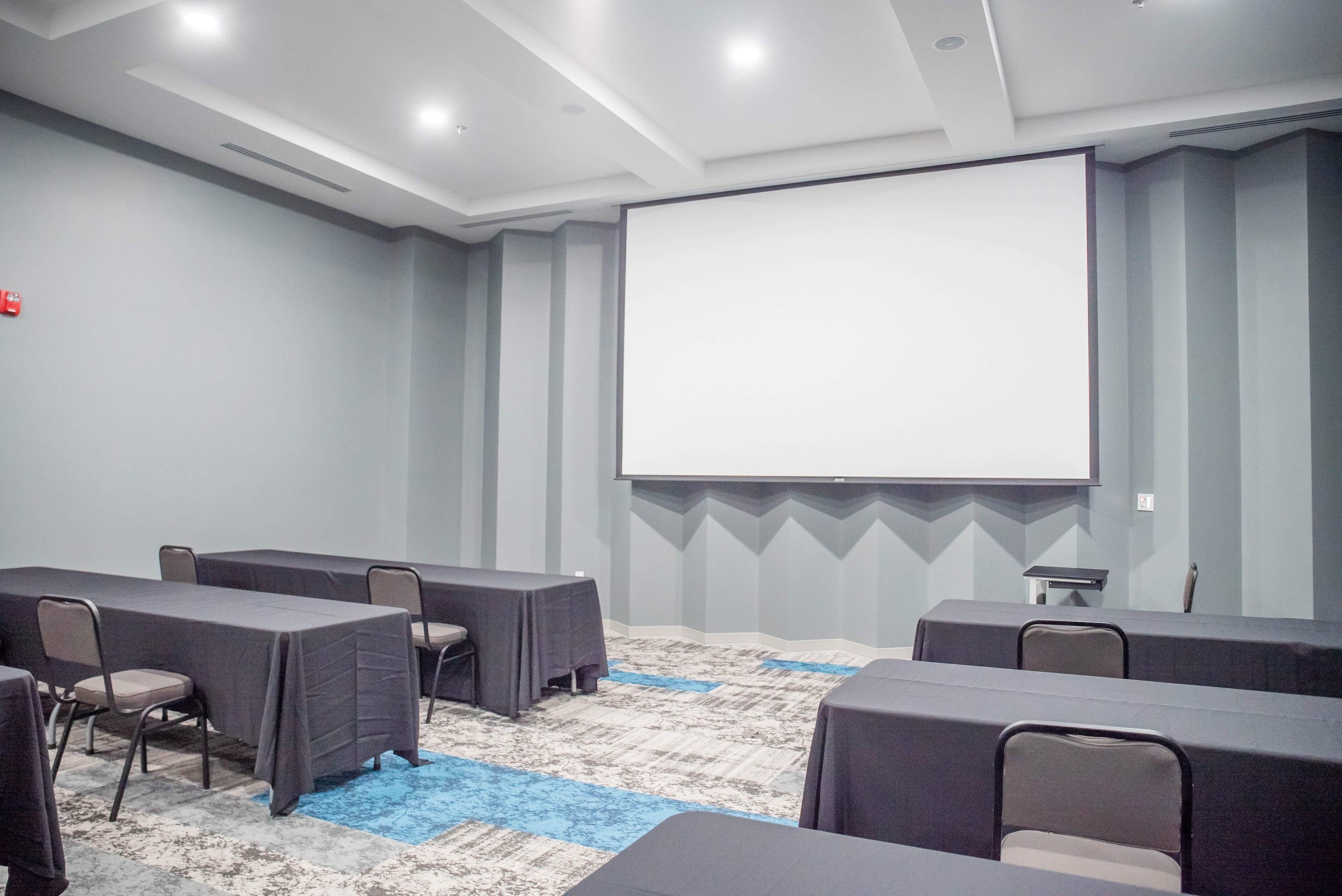 Holiday Inn Express and Suites Tijuana Otay 53/61
