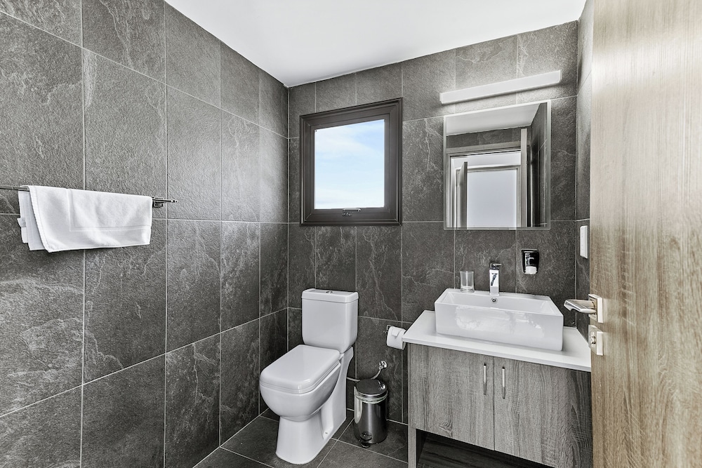 Platzia Beach Villas 33/35