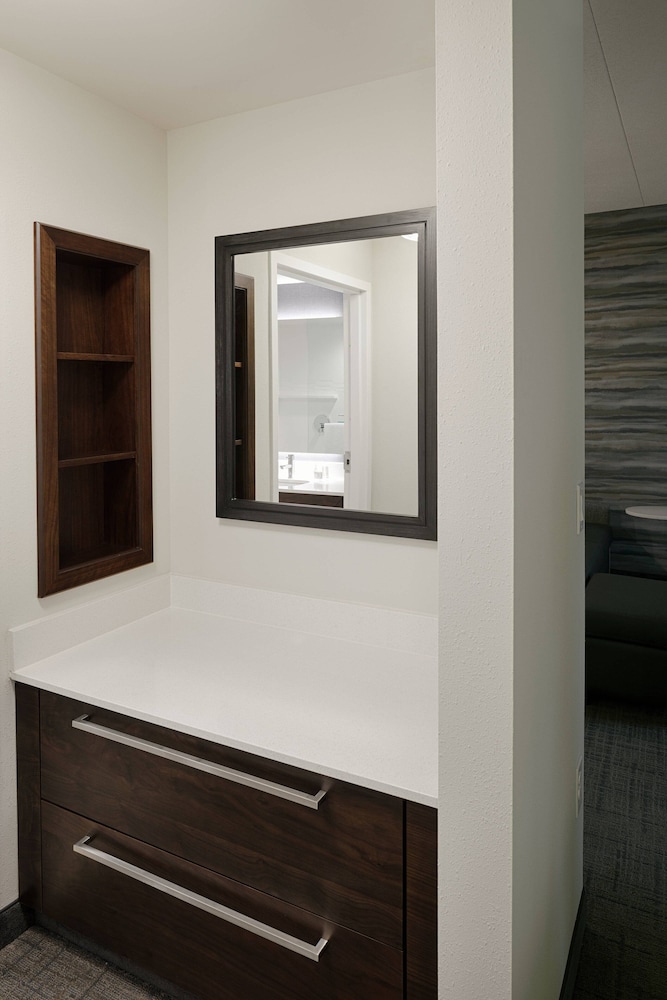 Residence Inn by Marriott Columbus Airport 30/42