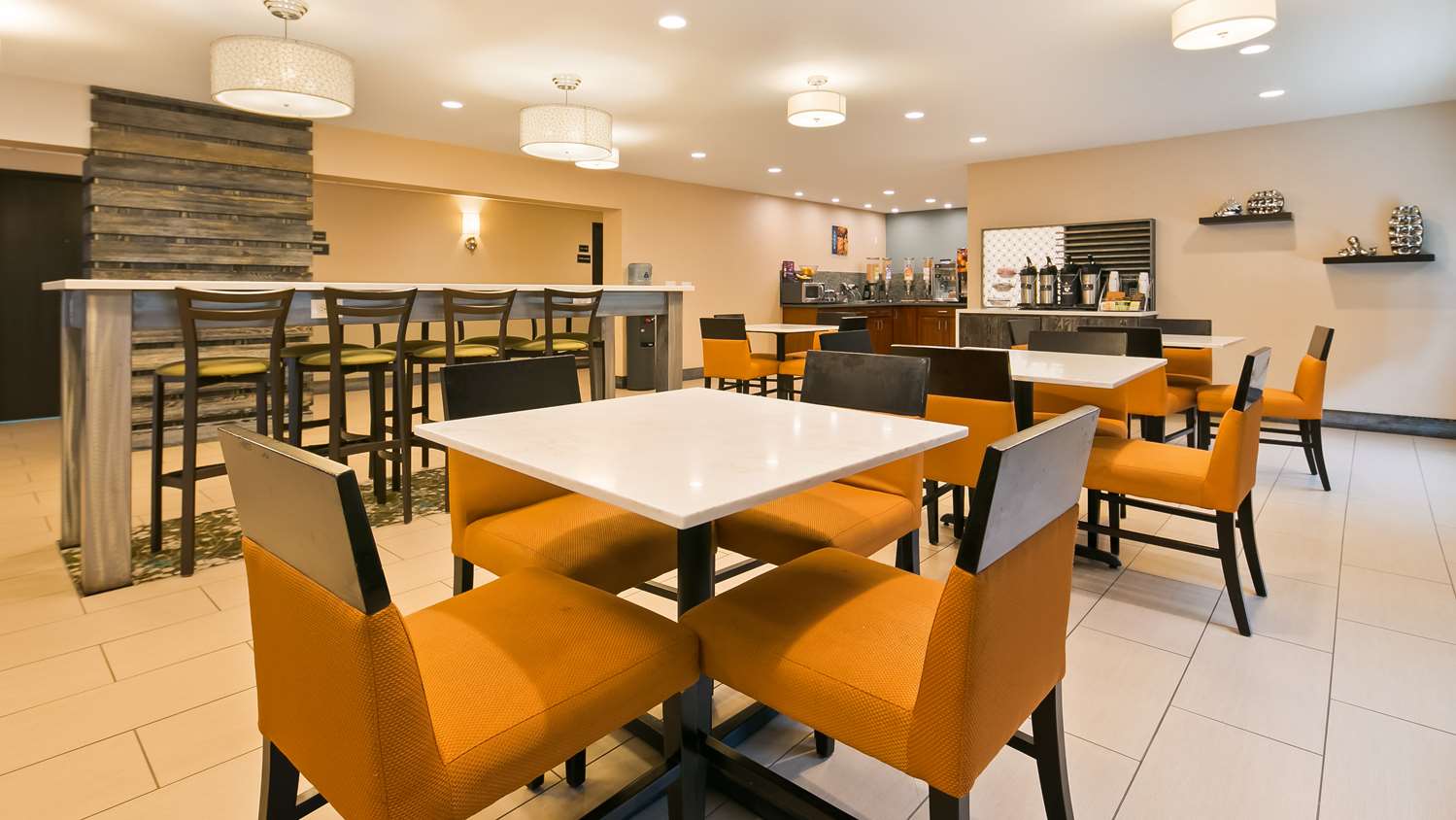 Best Western Long Beach Inn 35/53