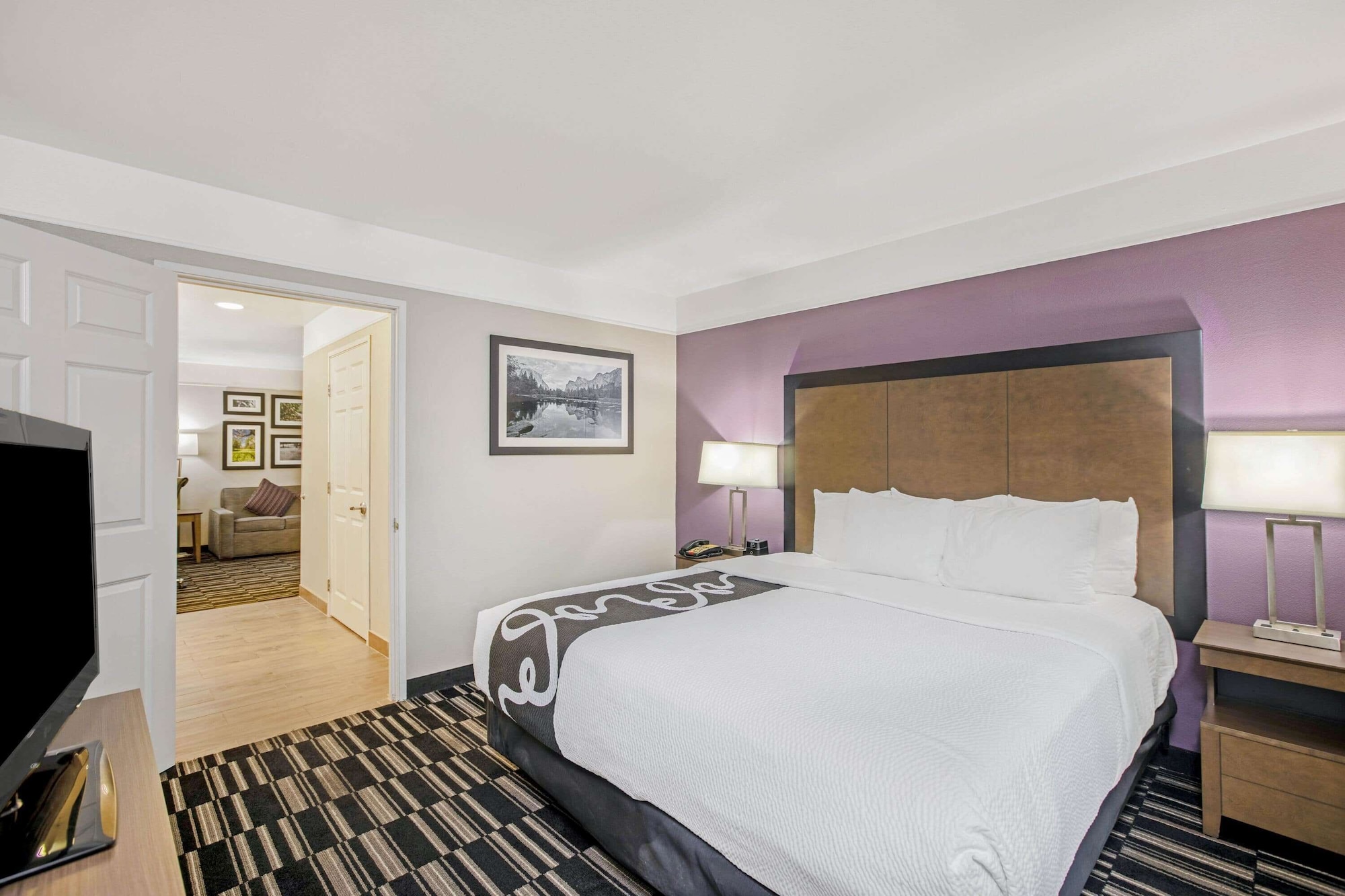 Deluxe, King Bed, Accessible