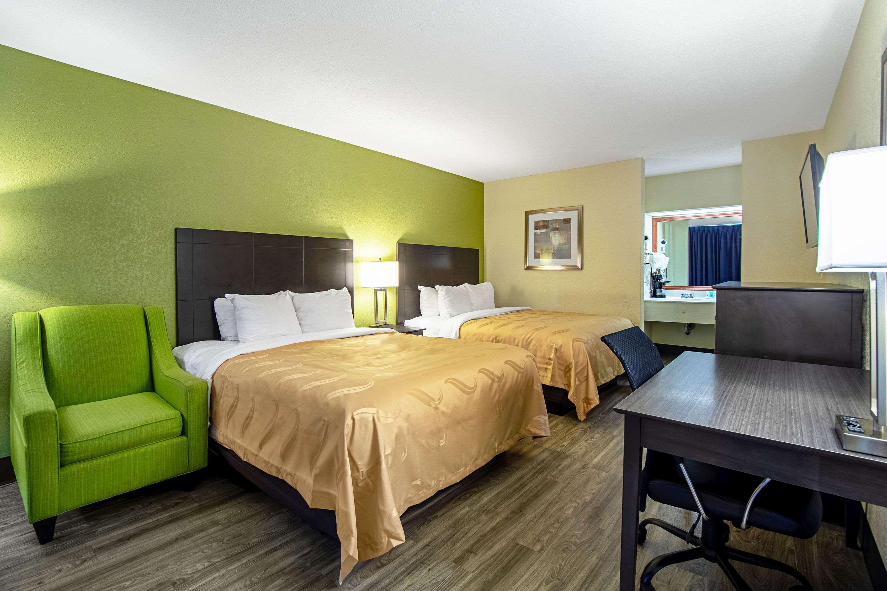 Quality Inn 12/28