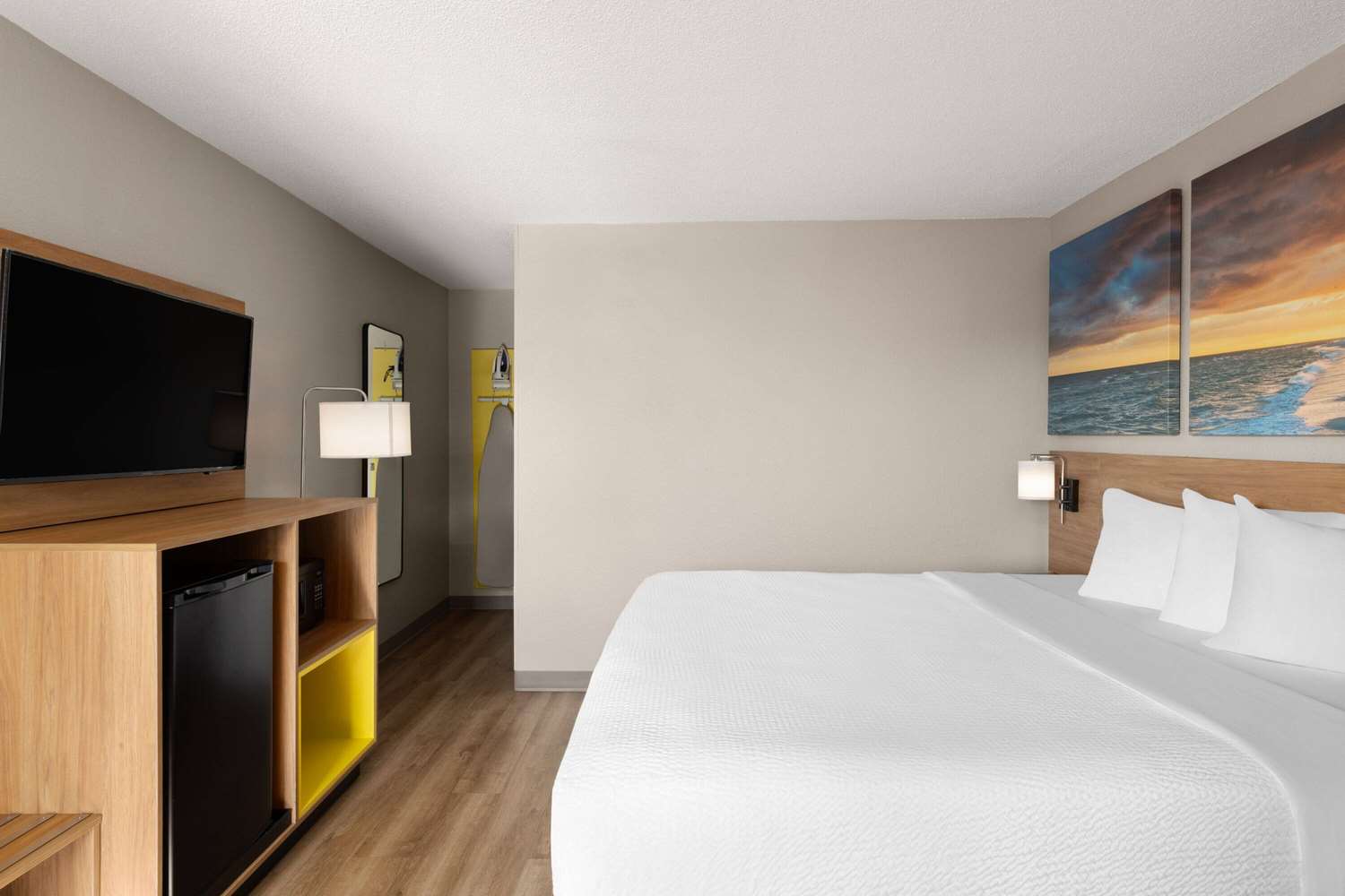 Days Inn by Wyndham Florence Near Civic Center 15/47
