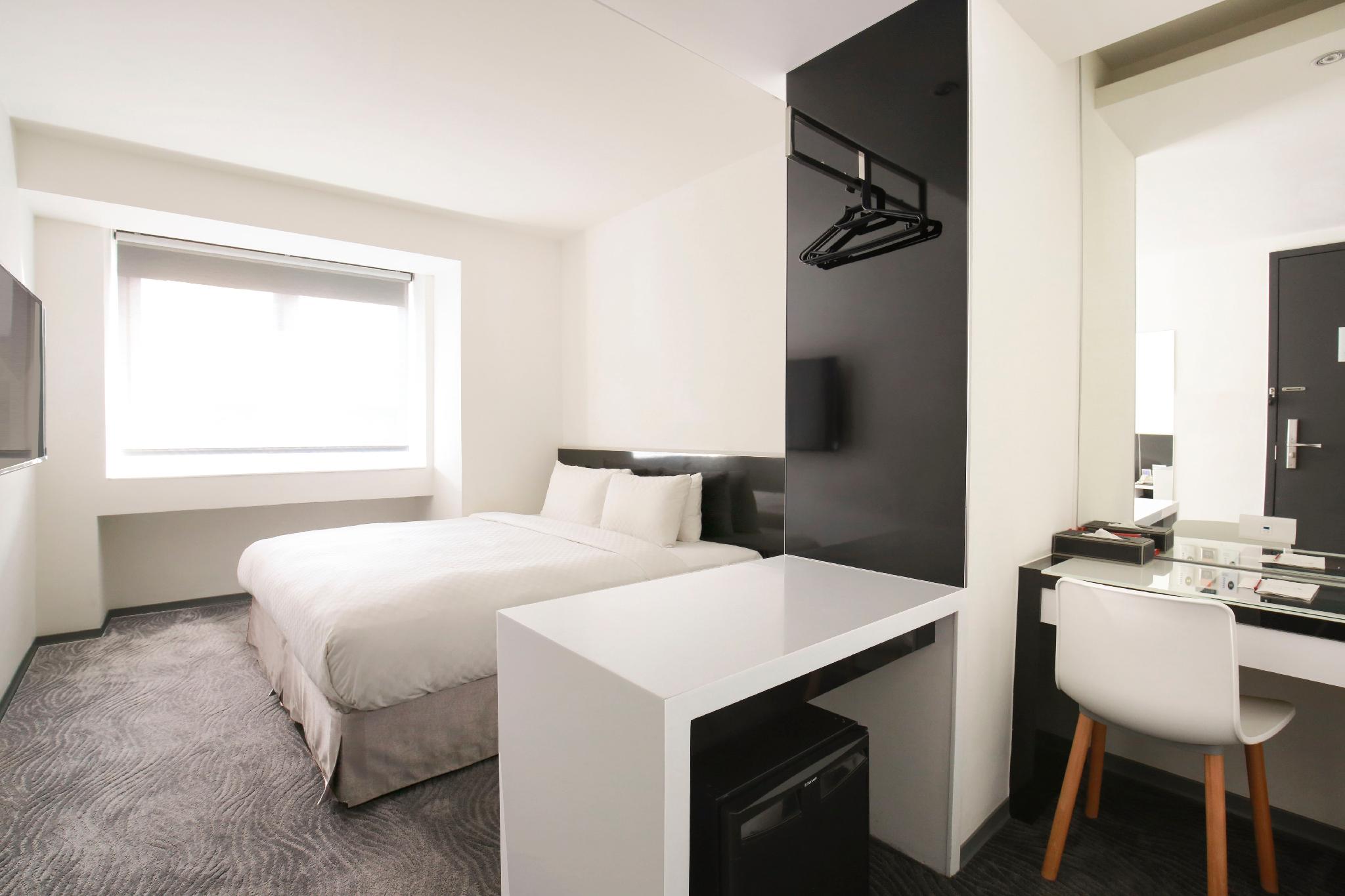 Deluxe, Double Bed
