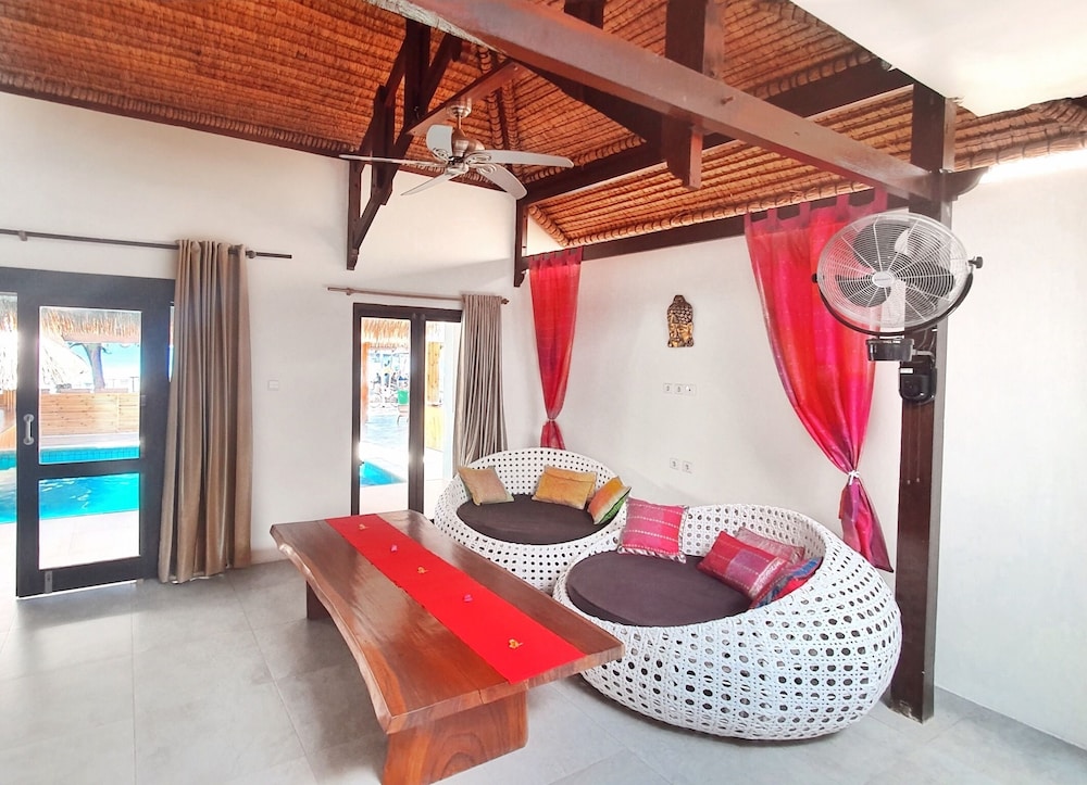 Samba Villas 36/83