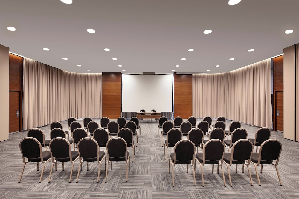 Sheraton Istanbul Atakoy Hotel 68/77