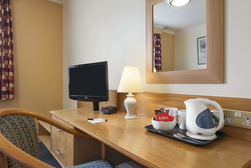 Days Inn by Wyndham Watford Gap 16/22