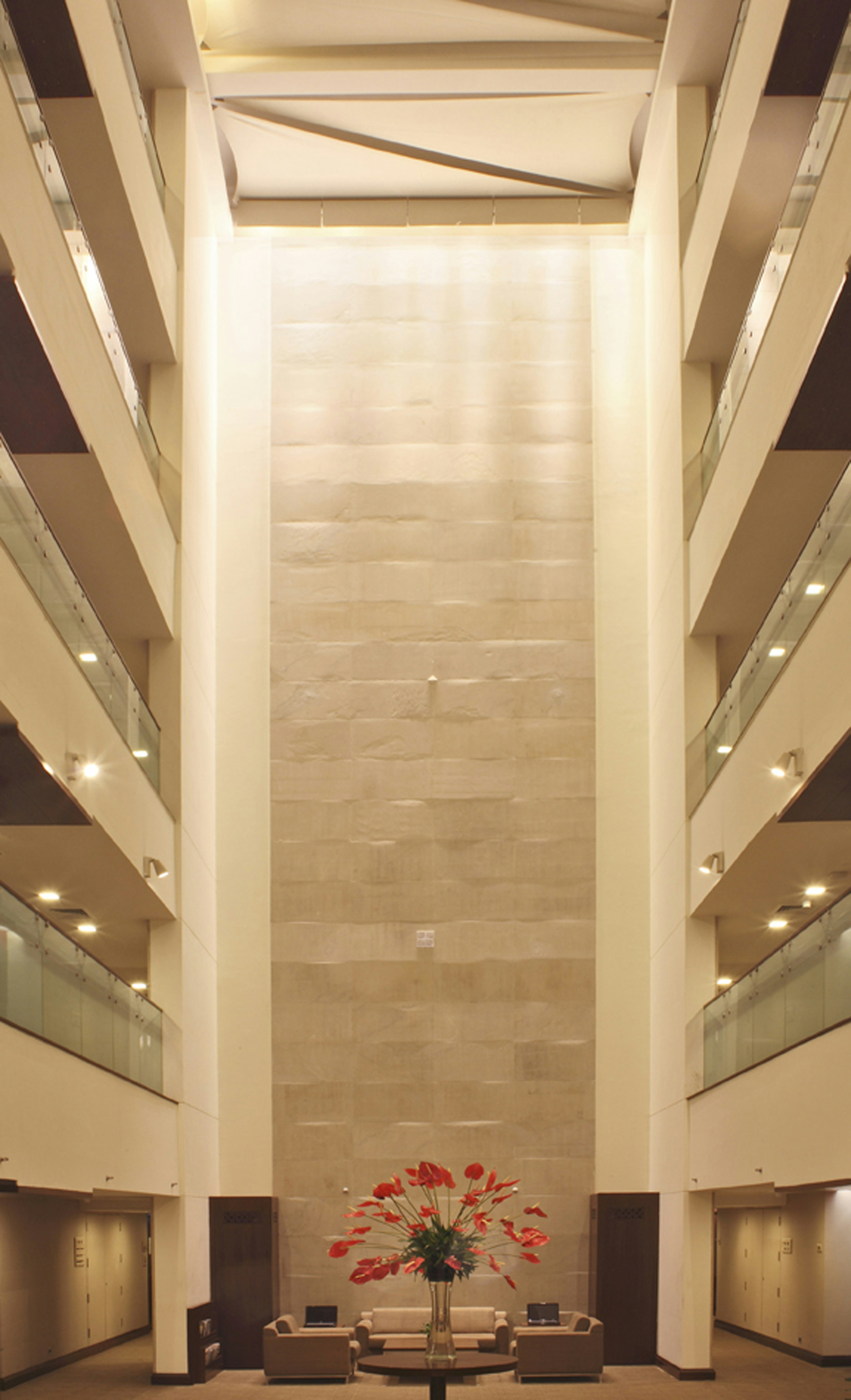 Hilton Garden Inn New Delhi Saket 11/66