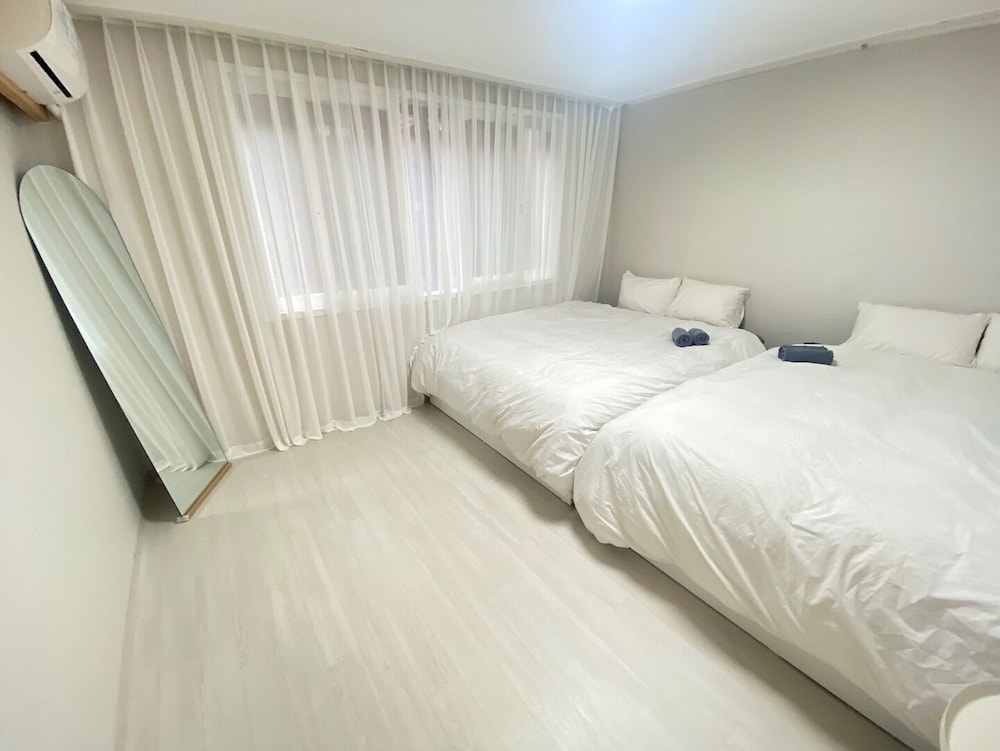 2 BEDROOMS, FAMILY, APARTMENT