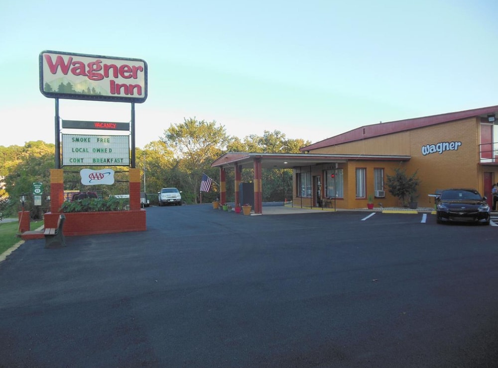 Wagner Inn 3/55