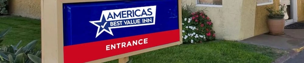 Americas Best Value Inn Asheville 1/4