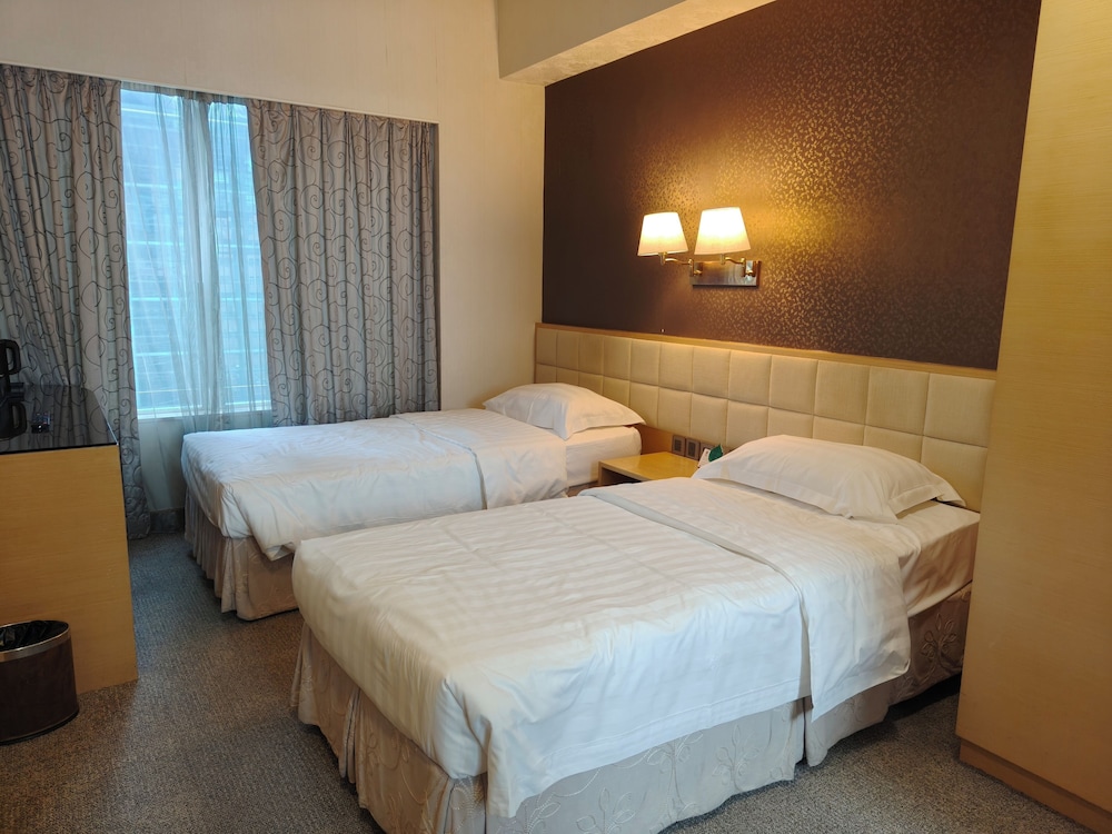 H1 Hotel 11/55