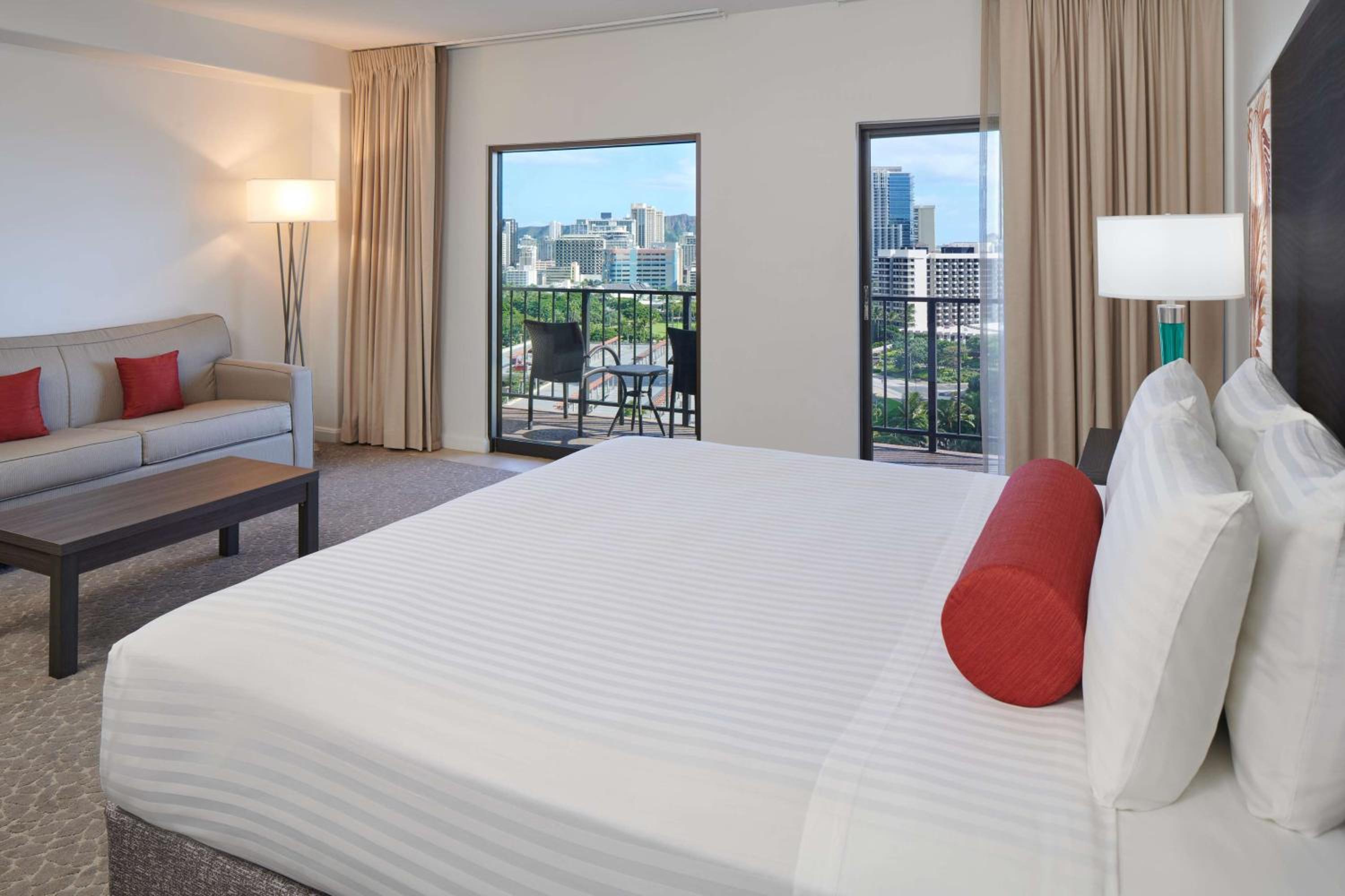 Junior Suite, Deluxe, King Bed, Sofa
