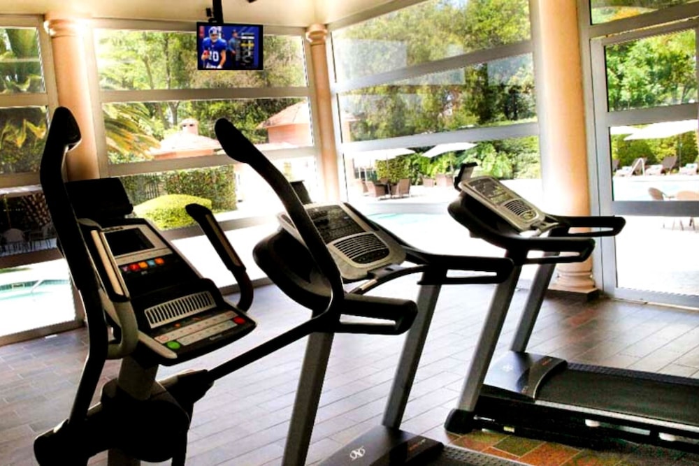 Hotel Real del Bosque 24/36