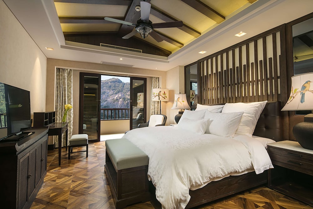 Hilton Sanqingshan Resort 18/60