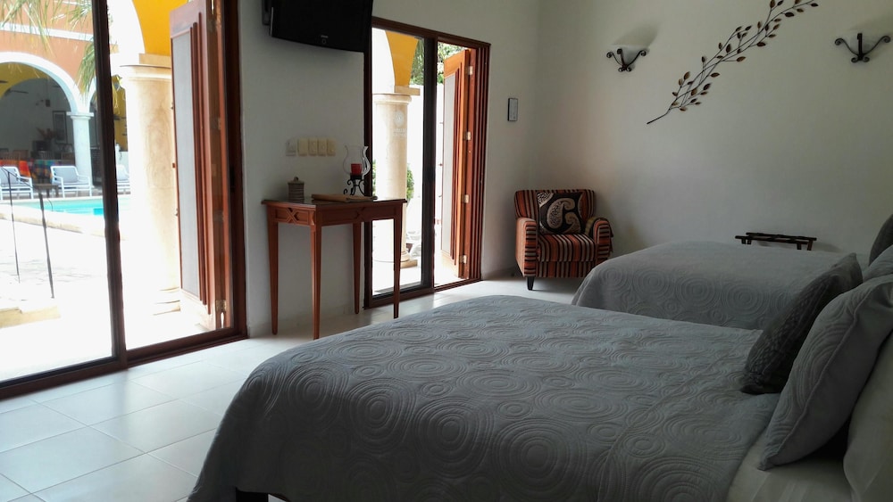 Hotel Merida Santiago 34/78
