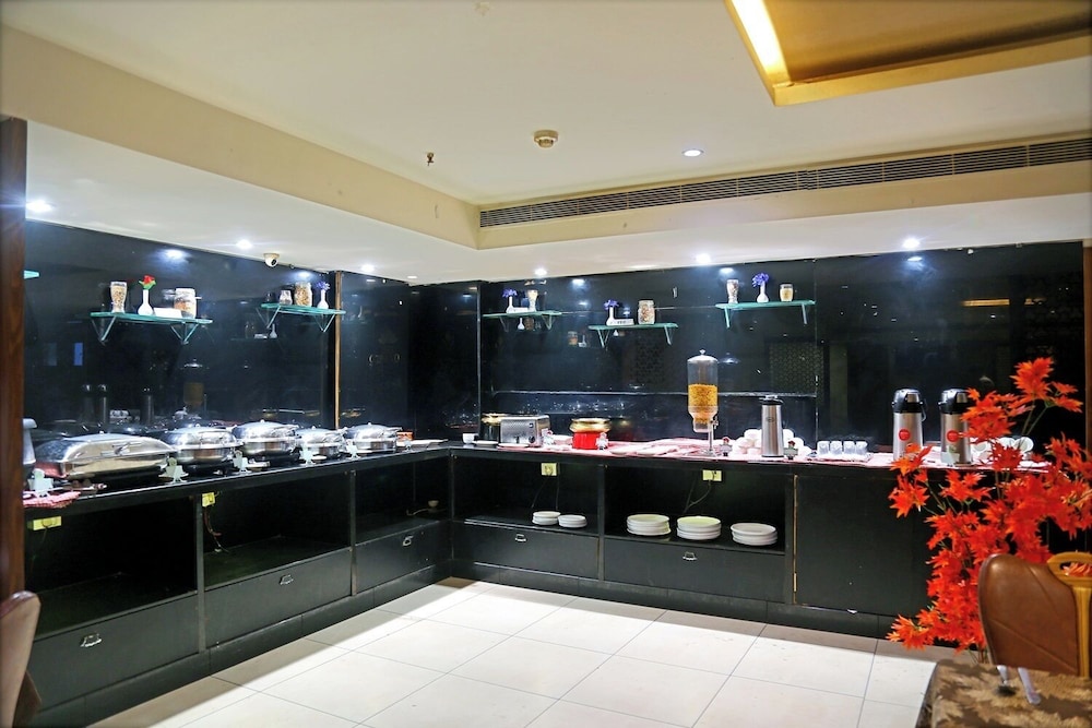 Hotel Hyderabad Grand 7/42