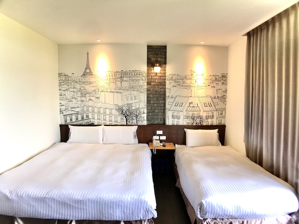 COMFORT, TRIPLE, BALCONY