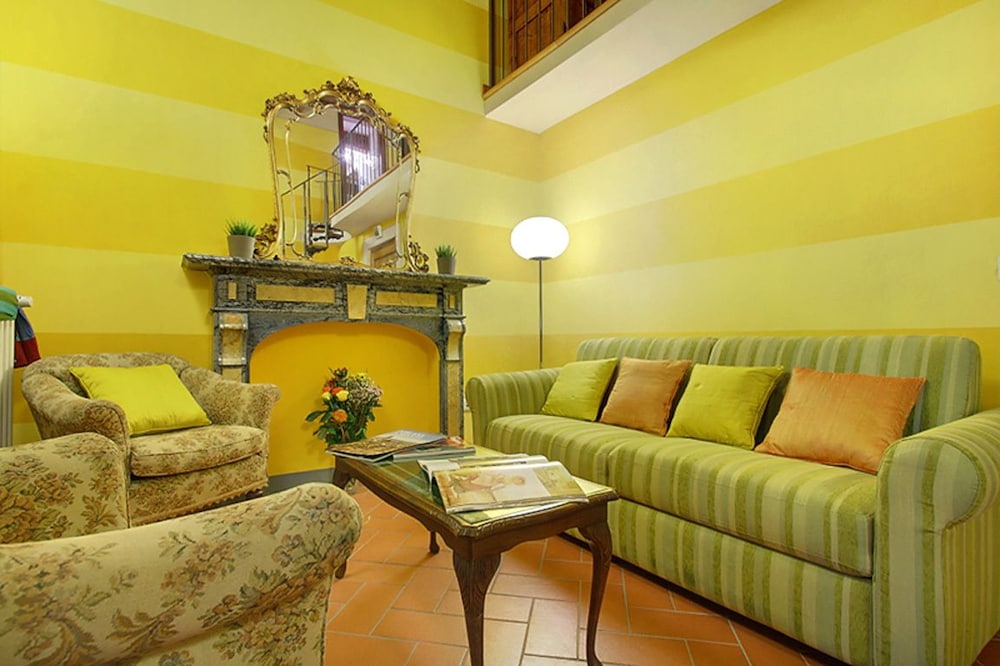 Puccini Apartments 23/50