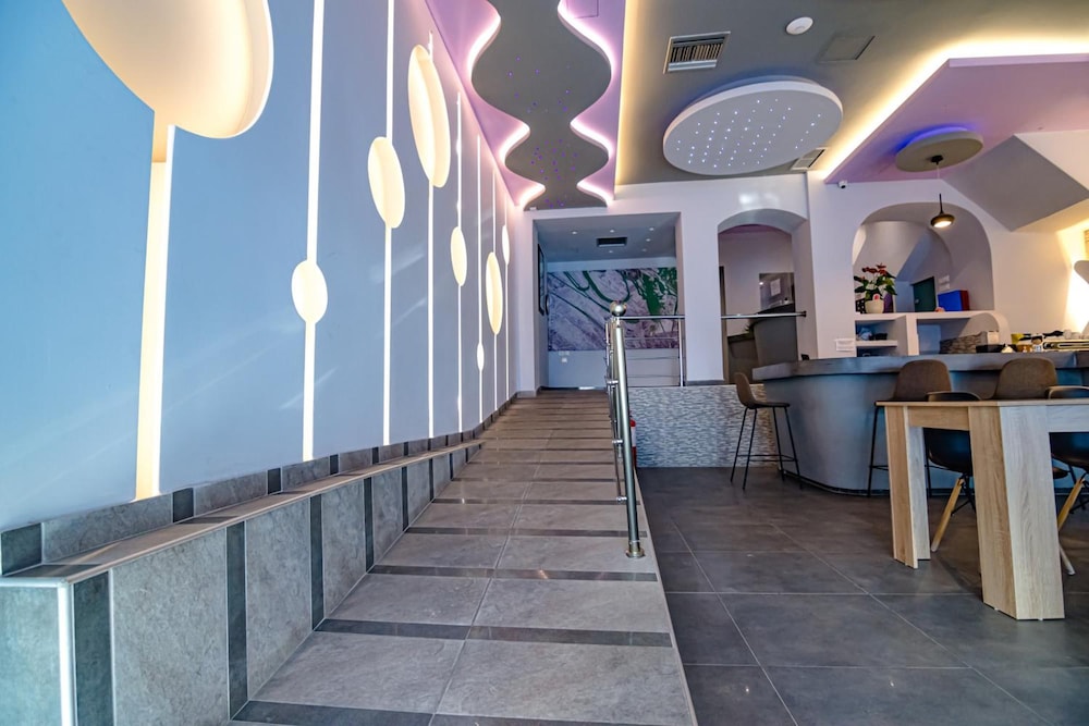 Nep Center Hotel 28/47