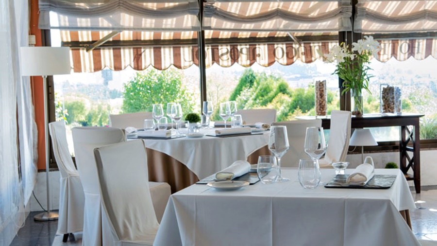 Hotel Santiago Apostol Husa Santiago Apostol 15/16