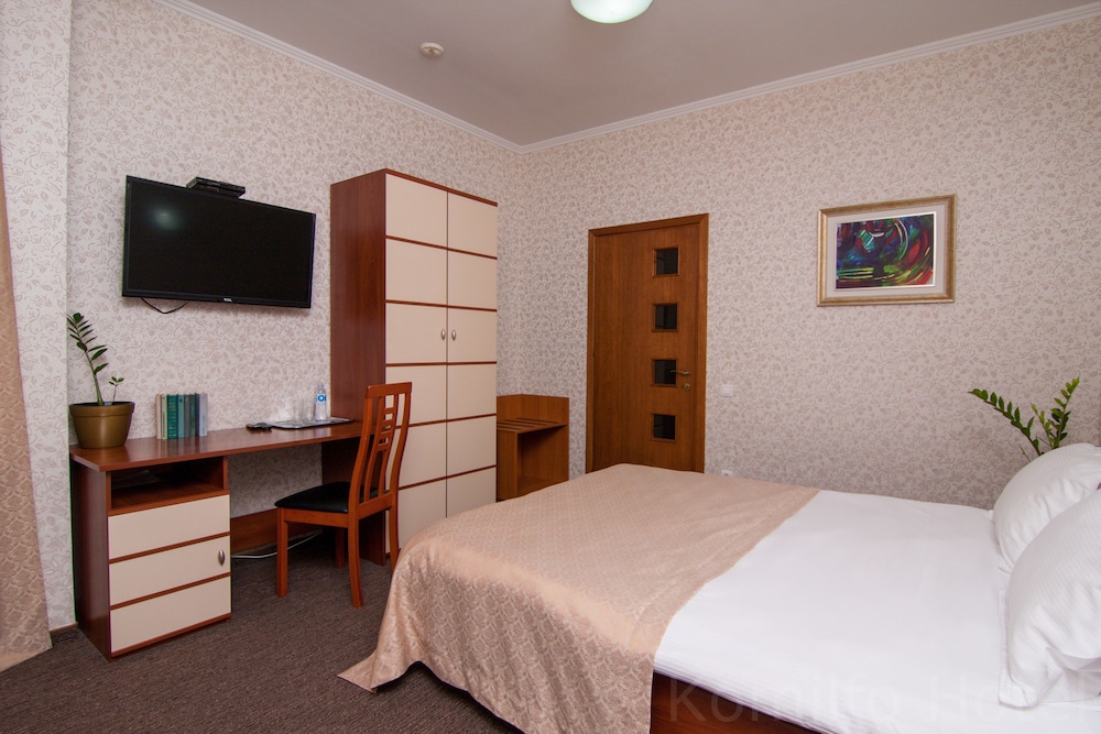 Komilfo Hotel 13/50