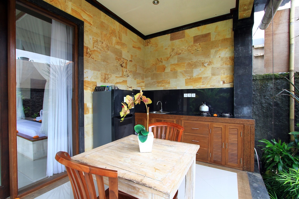 Pondok Naya 36/50