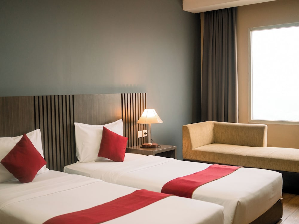 Merapi Merbabu Hotels Resort Bekasi 21/61