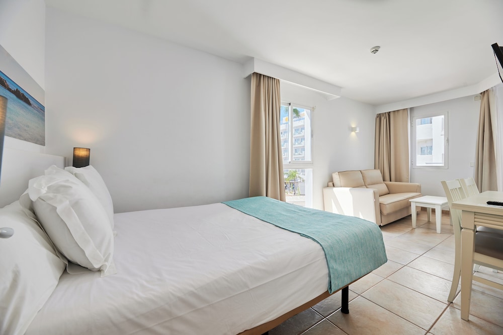 AluaSun Continental Park Hotel & Apartments 13/50