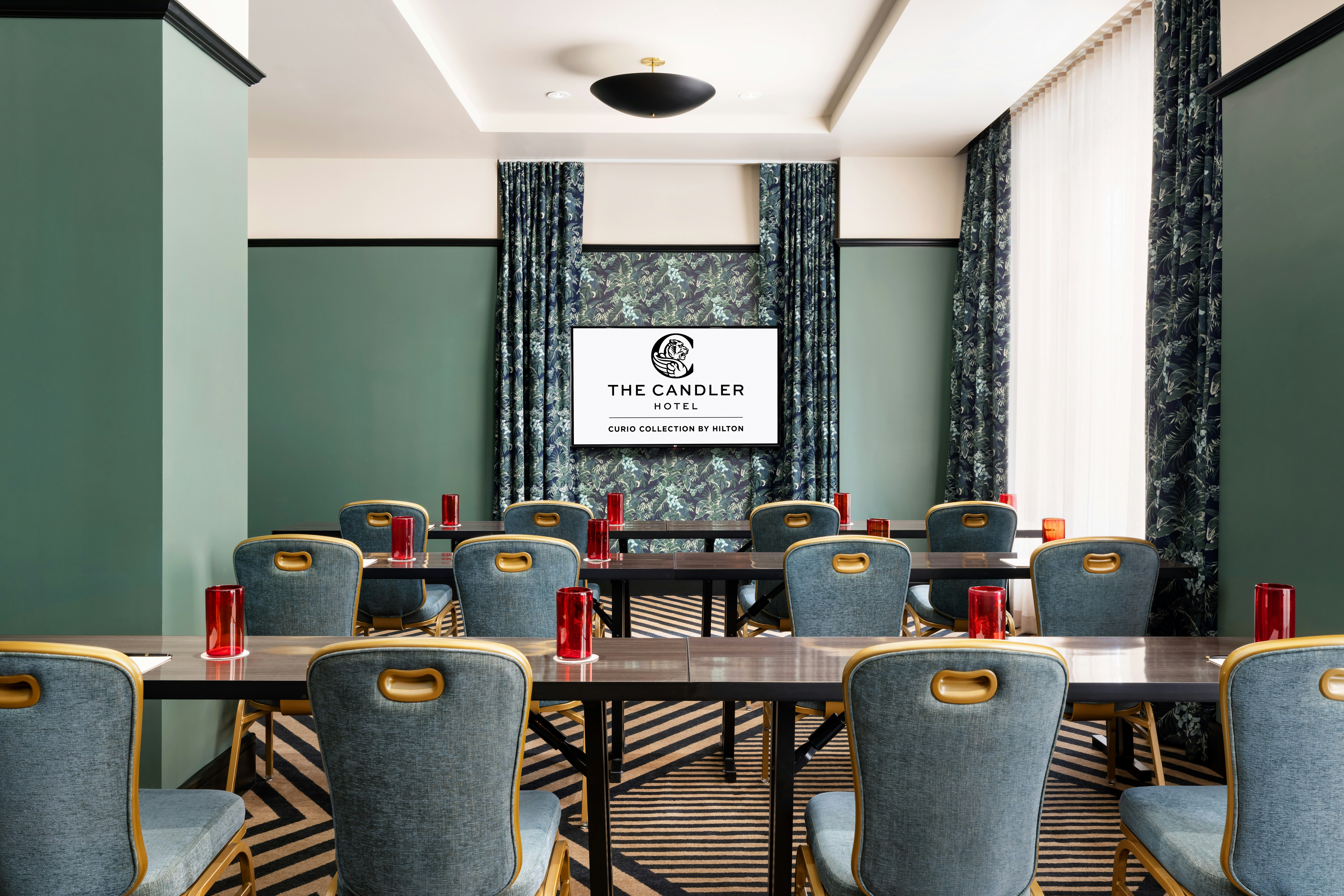 The Candler Hotel Atlanta Curio Collection by Hilton 51/55