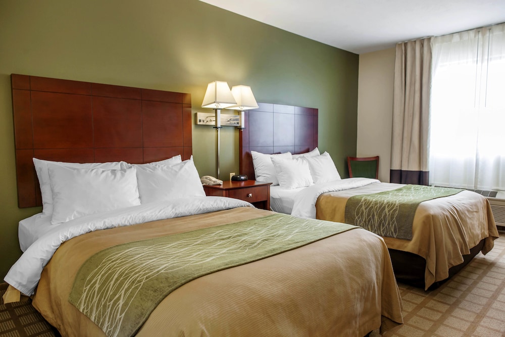 Quality Inn I-74 Batesville 14/41