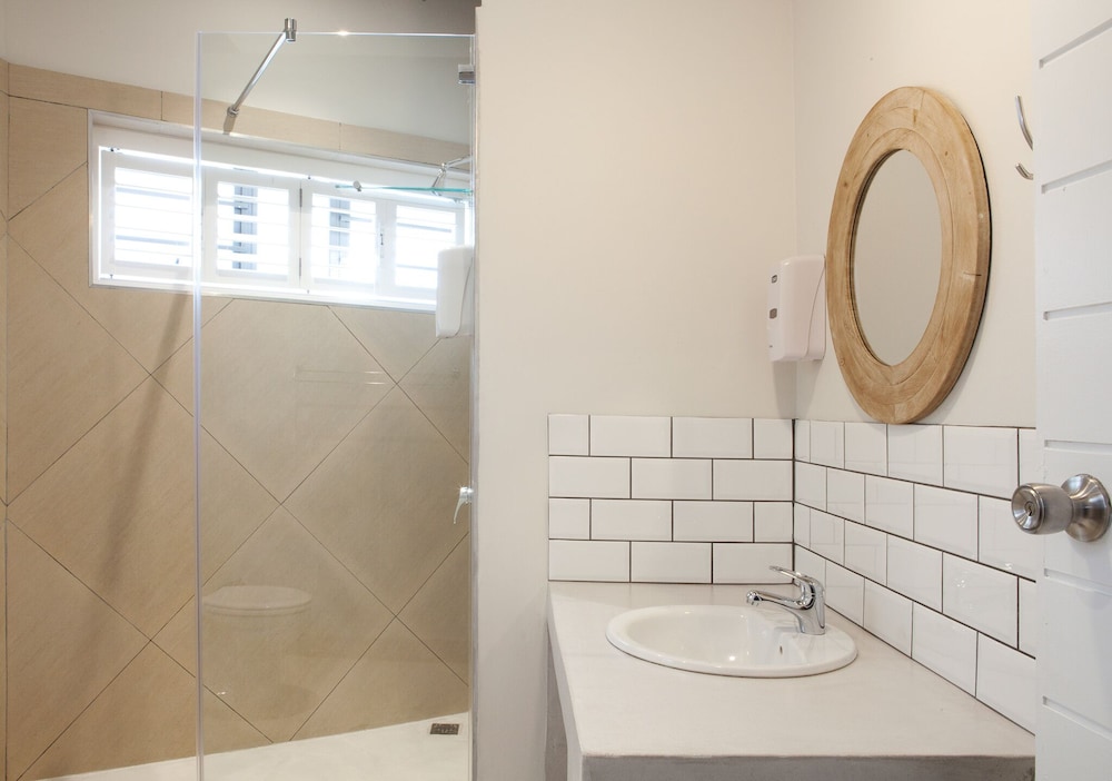 Plett Beachfront Accommodation 47/50