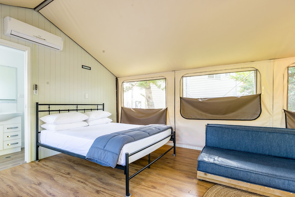 Safari, Tent, 1 Queen and 1 Bunk Bed