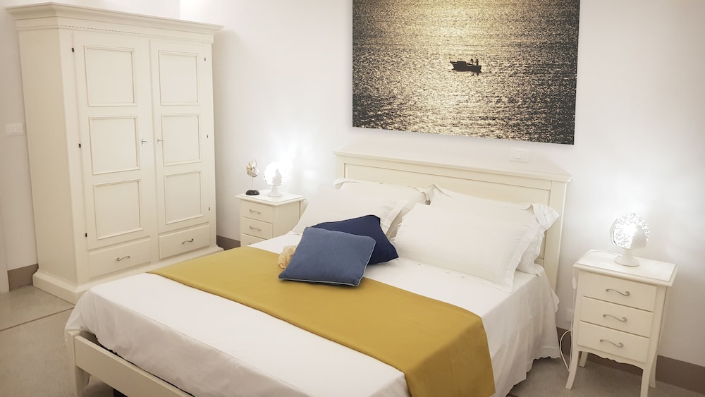 Villa Cesarea Dimora Di Charme 5/45