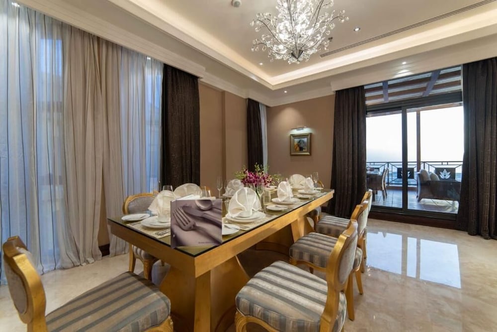 فندق ورويك الخبر(Warwick Al Khobar Hotel) 67/75