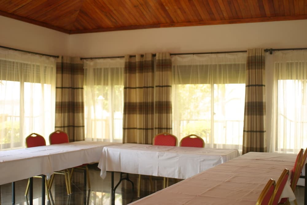Sienna Beach Hotel Entebbe 37/50
