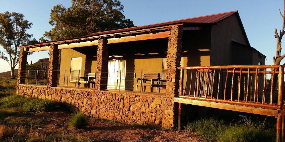 Gannabos Guest House 1/50