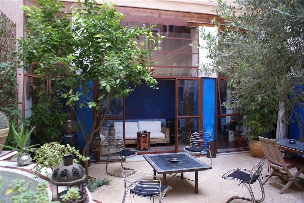 RIAD TARA 16/77